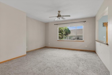 Fantastic opportunity in Carillon 55+ Adult Community! This on The Links at Carillon in Illinois - for sale on GolfHomes.com, golf home, golf lot