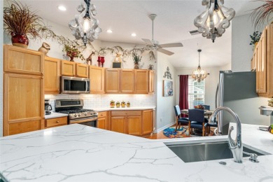 Stunning Designer -TURNKEY Camellia (Gardenia) 3BR/2BA Home PLUS on The Links of Spruce Creek in Florida - for sale on GolfHomes.com, golf home, golf lot