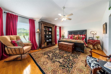 Stunning Designer -TURNKEY Camellia (Gardenia) 3BR/2BA Home PLUS on The Links of Spruce Creek in Florida - for sale on GolfHomes.com, golf home, golf lot