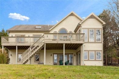 Welcome Home! Situated on the 17th green, this Innsbrook golf on Innsbrook Resort Golf Course in Missouri - for sale on GolfHomes.com, golf home, golf lot