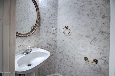 Charming home. Great location! 3 bedroom 2.5 bath home with on Castlewoods Golf Club in Mississippi - for sale on GolfHomes.com, golf home, golf lot