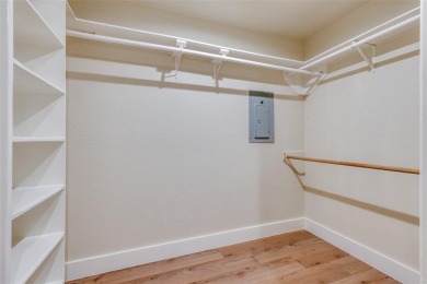 This beautifully renovated 2-bedroom, 2-bathroom home is located on Eagle Mountain Country Club  in Texas - for sale on GolfHomes.com, golf home, golf lot