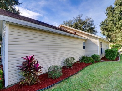 Welcome to this well-maintained Golfview Village home that has on Plantation Golf Club in Florida - for sale on GolfHomes.com, golf home, golf lot