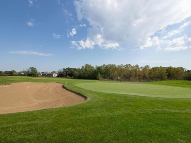 Immaculate detached townhome in the sought-after Fairway on The Ponds Golf Club in Minnesota - for sale on GolfHomes.com, golf home, golf lot