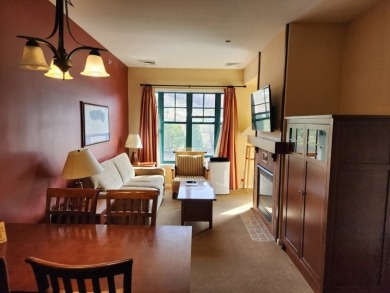 Fabulous!! There's no other way to describe this Top Floor 1 BR on Great Gorge Country Club in New Jersey - for sale on GolfHomes.com, golf home, golf lot