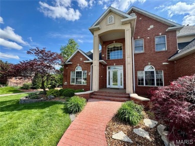 Gorgeous, Meticulously Maintained One-Owner Home on a on Far Oaks Golf Club in Illinois - for sale on GolfHomes.com, golf home, golf lot