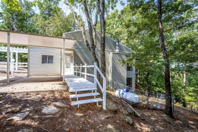 Welcome home in the serene & scenic community of Fairfield Bay on Indian Hills Country Club in Arkansas - for sale on GolfHomes.com, golf home, golf lot