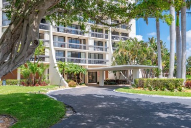 MAGNIFICENT VIEWS! PRICED TO SELL! Large 1 bedroom 1-1/2 bath on The President Country Club in Florida - for sale on GolfHomes.com, golf home, golf lot