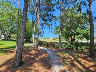 Reduced price for quick sale, OWNER MOTIVATED !!! ALL AGES on Inverrary Country Club in Florida - for sale on GolfHomes.com, golf home, golf lot