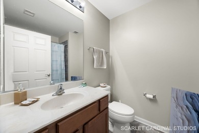 Well-maintained 7th-floor unit featuring two spacious bedrooms on Seven Bridges Golf Club in Illinois - for sale on GolfHomes.com, golf home, golf lot