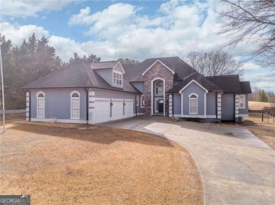 Houses like this don't come often!! This stunning 6 bedroom, 4 on Meadow Lakes Golf Course in Georgia - for sale on GolfHomes.com, golf home, golf lot