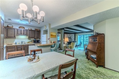 Spacious 3 bedroom condo offering generous living space & is on Seasons Ridge At Four Seasons in Missouri - for sale on GolfHomes.com, golf home, golf lot