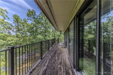Spacious 3 bedroom condo offering generous living space & is on Seasons Ridge At Four Seasons in Missouri - for sale on GolfHomes.com, golf home, golf lot