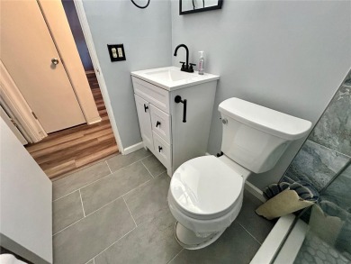 Welcome to your meticulously updated and furnished 2 bed, 1 bath on On Top Of The World Golf Course in Florida - for sale on GolfHomes.com, golf home, golf lot