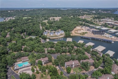 Spacious 3 bedroom condo offering generous living space & is on Seasons Ridge At Four Seasons in Missouri - for sale on GolfHomes.com, golf home, golf lot