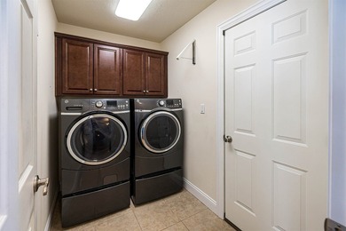 Welcome to this four bedroom/2 bath ranch home, perfectly on Harbor Ridge Golf Course in Pennsylvania - for sale on GolfHomes.com, golf home, golf lot