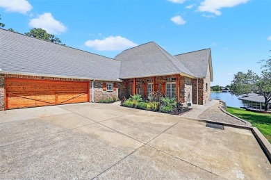 Welcome to this beautifully upgraded 3-bedroom, 3-bath home in on Lake Kiowa Golf Course in Texas - for sale on GolfHomes.com, golf home, golf lot
