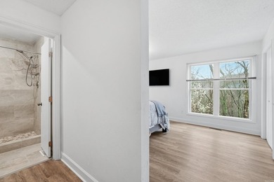 Discover comfort, style, & peaceful surroundings in this on Indian Hills Country Club in Arkansas - for sale on GolfHomes.com, golf home, golf lot