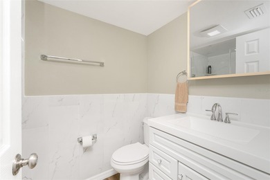 Under contract-accepting backup offers. Light, bright, and on Saint Andrews South Golf Club in Florida - for sale on GolfHomes.com, golf home, golf lot