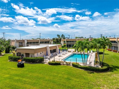 Under contract-accepting backup offers. Light, bright, and on Saint Andrews South Golf Club in Florida - for sale on GolfHomes.com, golf home, golf lot
