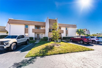 Under contract-accepting backup offers. Light, bright, and on Saint Andrews South Golf Club in Florida - for sale on GolfHomes.com, golf home, golf lot