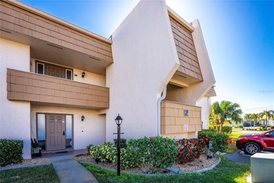 Under contract-accepting backup offers. Light, bright, and on Saint Andrews South Golf Club in Florida - for sale on GolfHomes.com, golf home, golf lot