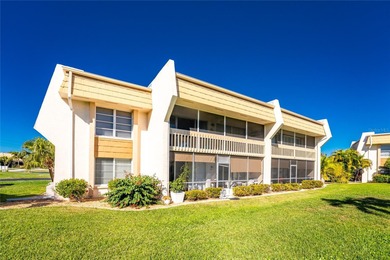 Under contract-accepting backup offers. Light, bright, and on Saint Andrews South Golf Club in Florida - for sale on GolfHomes.com, golf home, golf lot