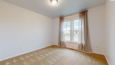 MLS# 289449 Welcome to easy living in the Horn Rapids golf on Horn Rapids Golf Club in Washington - for sale on GolfHomes.com, golf home, golf lot