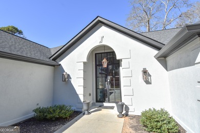 Welcome to refined golf course living in this beautifully on Reynolds Lake Oconee - The Landing in Georgia - for sale on GolfHomes.com, golf home, golf lot