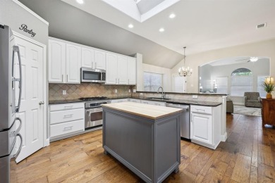 Welcome to this warm and inviting home in the highly on WestRidge Golf Course in Texas - for sale on GolfHomes.com, golf home, golf lot