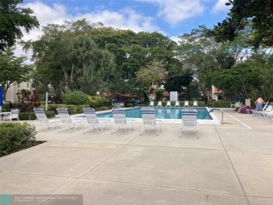 Great opportunity for you to own this spacious condominium, with on Oaks Country Club in Florida - for sale on GolfHomes.com, golf home, golf lot