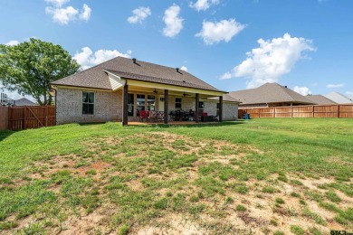 Welcome to 7757 Freestone Dr, a beautiful 2023 built home on Oak Hurst Golf Course in Texas - for sale on GolfHomes.com, golf home, golf lot