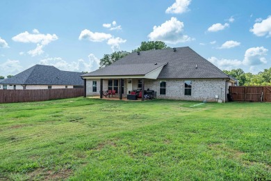 Welcome to 7757 Freestone Dr, a beautiful 2023 built home on Oak Hurst Golf Course in Texas - for sale on GolfHomes.com, golf home, golf lot