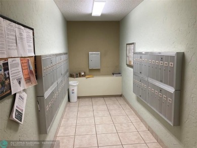 Great opportunity for you to own this spacious condominium, with on Oaks Country Club in Florida - for sale on GolfHomes.com, golf home, golf lot