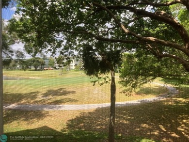 Great opportunity for you to own this spacious condominium, with on Oaks Country Club in Florida - for sale on GolfHomes.com, golf home, golf lot