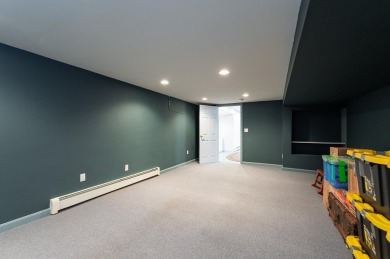 **  Open Houses CANCELLED. PROPERTY UNDER CONTRACT.  **  Welcome on Souhegan Woods Golf Club in New Hampshire - for sale on GolfHomes.com, golf home, golf lot