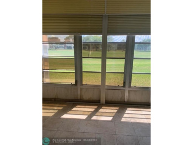 BACK ON THE MARKET!!
MOTIVATED SELLER! PRICE DROP! DON'T MISS on Oriole Golf and Tennis Club in Florida - for sale on GolfHomes.com, golf home, golf lot
