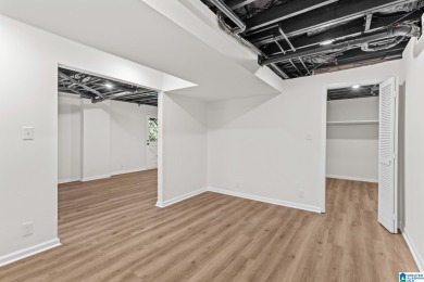 **24HR ACTIVE BREAK CLAUSE!!!!** This stunning 3 bedroom, 3.5 on Hoover Country Club in Alabama - for sale on GolfHomes.com, golf home, golf lot