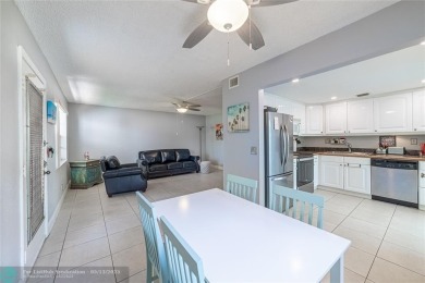 Florida lifestyle in the sought-after Isle of Capri at Kings on Kings Point Golf -Flanders Way in Florida - for sale on GolfHomes.com, golf home, golf lot