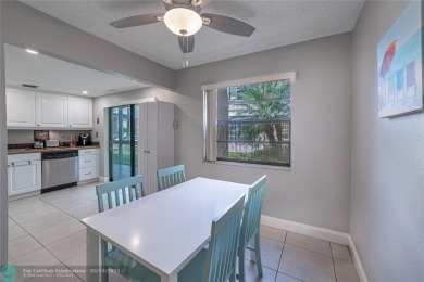 Florida lifestyle in the sought-after Isle of Capri at Kings on Kings Point Golf -Flanders Way in Florida - for sale on GolfHomes.com, golf home, golf lot