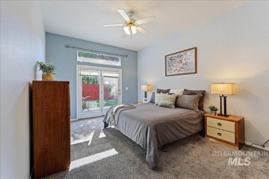 Beautifully maintained single-level home on a desirable corner on Lakeview Golf Club in Idaho - for sale on GolfHomes.com, golf home, golf lot