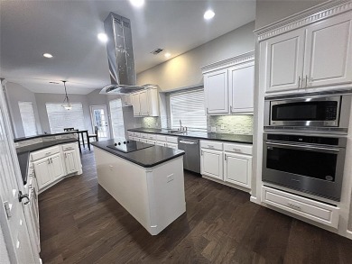 This property has it all, all bedrooms in the first floor on Coyote Ridge Golf Club in Texas - for sale on GolfHomes.com, golf home, golf lot