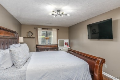 BRAND NEW ROOF! Professionally cleaned, freshly painted rooms on Arrowhead Country Club in Alabama - for sale on GolfHomes.com, golf home, golf lot