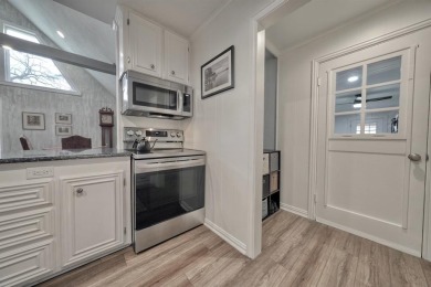 Stunningly remodeled Hideaway gem--now better than ever! on Hide-A-Way Lake Golf Course in Texas - for sale on GolfHomes.com, golf home, golf lot