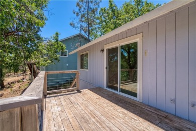 Say hello to this charming 2 bedroom stick-built home in the on Hidden Valley Lake Golf and Country Club in California - for sale on GolfHomes.com, golf home, golf lot