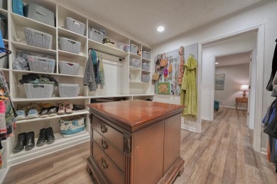 Stunningly remodeled Hideaway gem--now better than ever! on Hide-A-Way Lake Golf Course in Texas - for sale on GolfHomes.com, golf home, golf lot