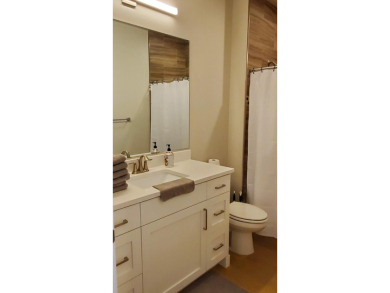 Top-Floor Sienna Park Condo with Stunning Golf Course Views on Sunbrook Golf Course in Utah - for sale on GolfHomes.com, golf home, golf lot
