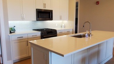 Top-Floor Sienna Park Condo with Stunning Golf Course Views on Sunbrook Golf Course in Utah - for sale on GolfHomes.com, golf home, golf lot