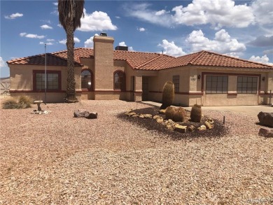 Nice large home on 2 lots. Split floor plan.  Large master suite on Valle Vista Golf Course in Arizona - for sale on GolfHomes.com, golf home, golf lot