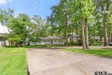 Looking for that perfect lakefront property that doesn't break on Hide-A-Way Lake Golf Course in Texas - for sale on GolfHomes.com, golf home, golf lot